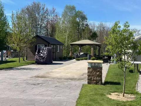 6100 SW Larson, South Boardman, MI 49680