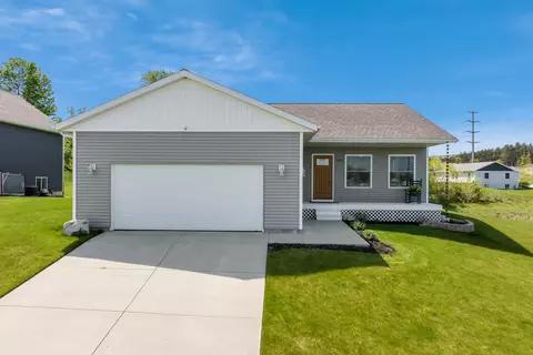 1335 Umber, Traverse City, MI 49696