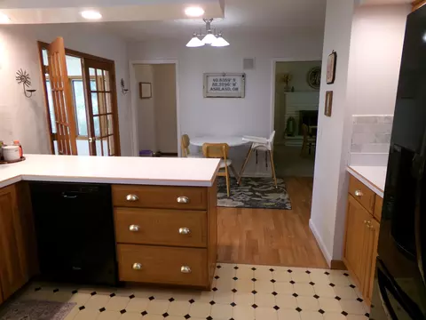 1324 E Bennett, Mount Pleasant, MI 48858 photo 17
