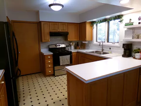 1324 E Bennett, Mount Pleasant, MI 48858 photo 13