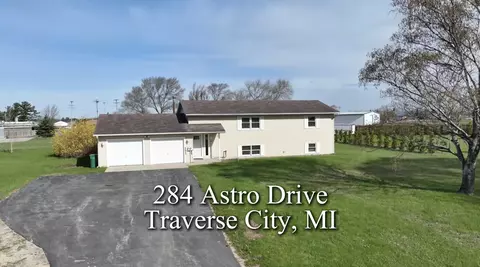 284 Astro #286 : 3, Traverse City, MI 49685