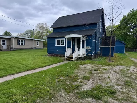 125 N Chippewa, Shepherd, MI 48883