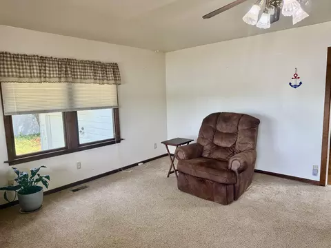 9463 E Colby, Crystal, MI 48818 photo 15