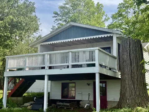 9463 E Colby, Crystal, MI 48818 photo 4