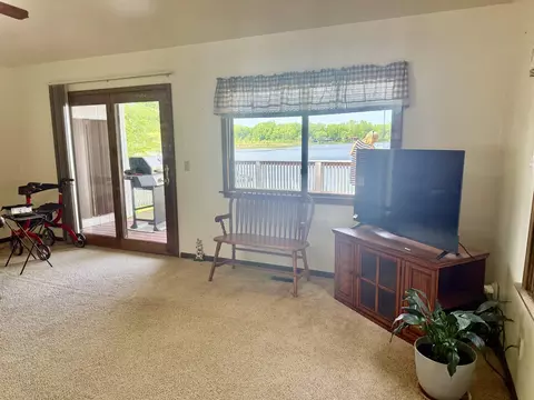 9463 E Colby, Crystal, MI 48818 photo 17
