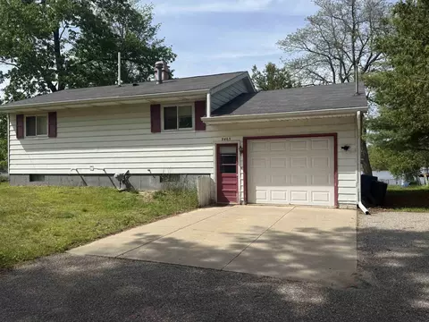 9463 E Colby, Crystal, MI 48818 photo 3