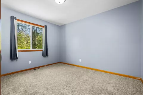 Bedroom - 3936 Jeri, Interlochen, MI 49643 photo 2 of 4