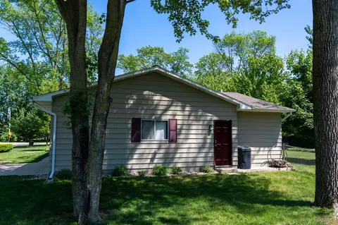 1410 Andre, Mount Pleasant, MI 48858 photo 5