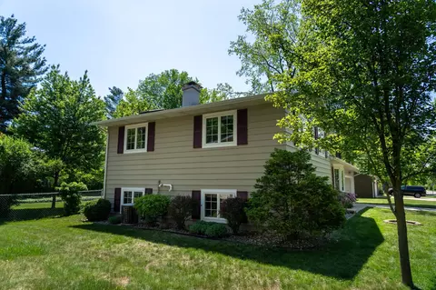 1410 Andre, Mount Pleasant, MI 48858 photo 2