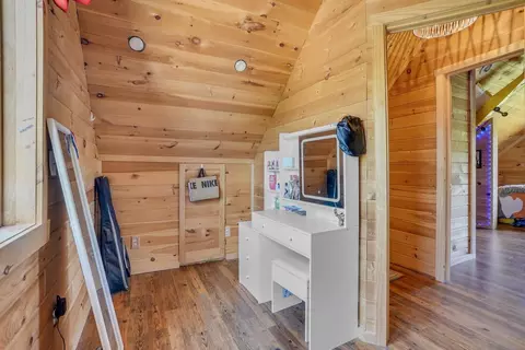 Entry Way - 9330 E 10 12, Manton, MI 49663 photo 6 of 8