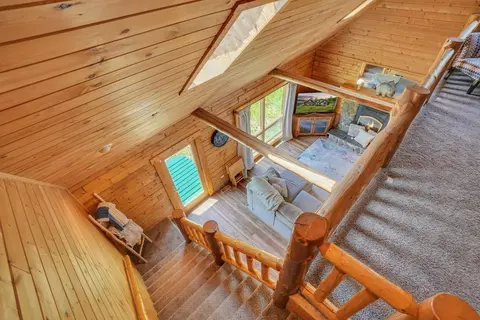 Entry Way - 9330 E 10 12, Manton, MI 49663 photo 3 of 8