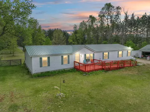 21513 23 Mile, Tustin, MI 49688