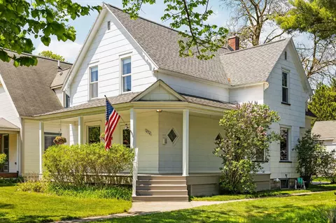 1026 W Front, Traverse City, MI 49684