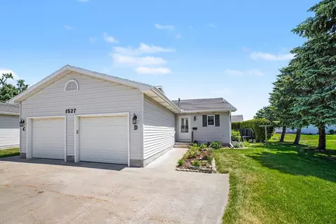 1527 E Gaylord #D, Mount Pleasant, MI 48858