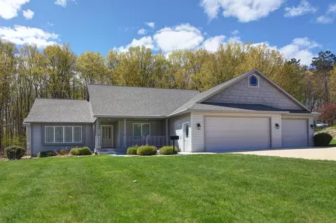 1432 Nightingale #LOT : 105, Kingsley, MI 49649