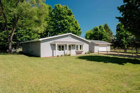 5875 Knight, Kingsley, MI 49649