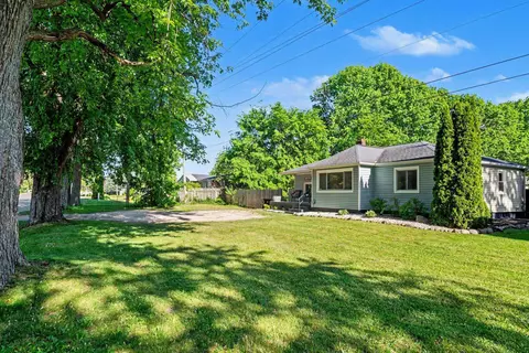 Exterior - 5290 E Broadway, Mount Pleasant, MI 48858 photo 8 of 8