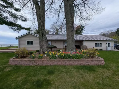 Exterior - 488 N Huron #LOT : 2-3, Au Gres, MI 48703 photo 11 of 28