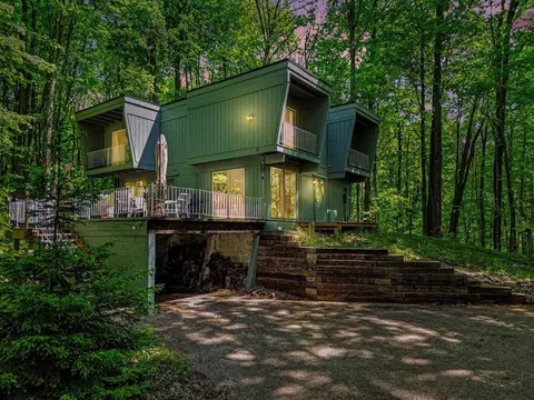 6609 Wasservalden Strasse, Bellaire, MI 49615