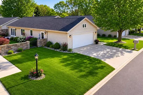 1175 Hemingway, Traverse City, MI 49686