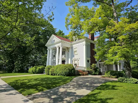 230 Wellington #LOT : 9 &10, Traverse City, MI 49686