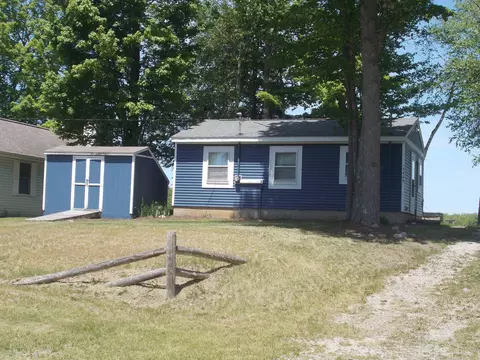 5469 Ridge, Hale, MI 48739