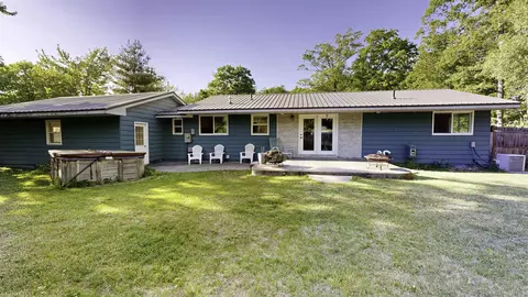 3042 Bischoff, Harrison, MI 48625 photo 32