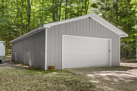 3154 Bancroft, Honor, MI 49640 photo 30