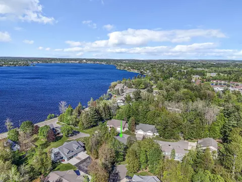 118 Davidsen Shrs, Cadillac, MI 49601