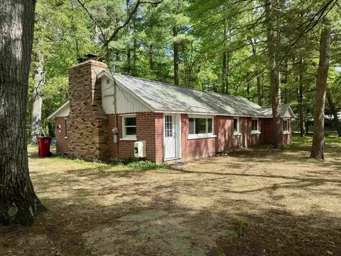 84 N Imperial, Tawas City, MI 48763