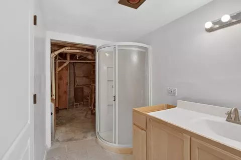 Bath - 215 Maple, Hersey, MI 49639 photo 3 of 3