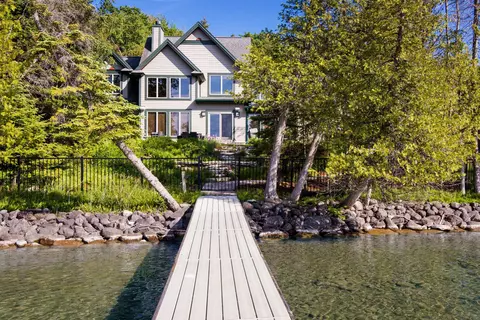 10242 Elk Lk, Rapid City, MI 49676