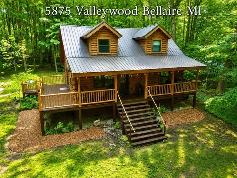 5875 Valleywood, Bellaire, MI 49615