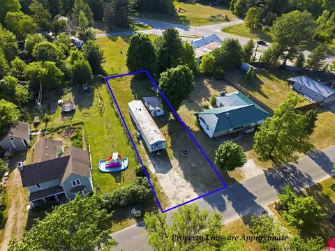 4784 Pine St SW, South Boardman, MI 49680