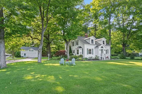 9714 SW Bay Shr, Traverse City, MI 49684