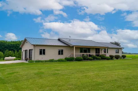 4597 W Baseline, Mount Pleasant, MI 48858