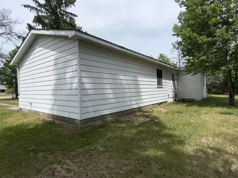 1740 Mccredie, Roscommon, MI 48653 photo 4