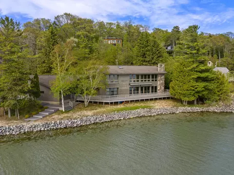 3151 Crystal, Beulah, MI 49617