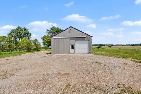 Exterior - 4606 E Jordan, Mount Pleasant, MI 48858 photo 3 of 5