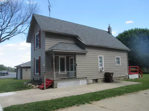 107 W Hall, Shepherd, MI 48883 photo 2
