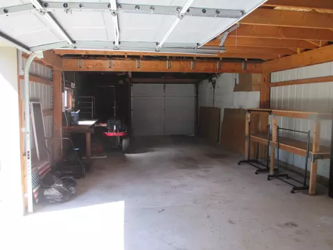 107 W Hall, Shepherd, MI 48883 photo 5