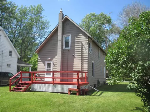 107 W Hall, Shepherd, MI 48883 photo 3