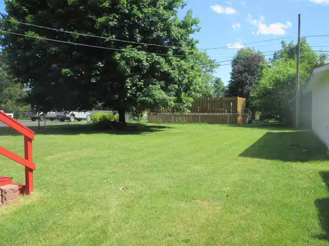 107 W Hall, Shepherd, MI 48883 photo 20