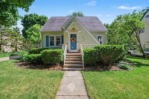 402 E May, Mount Pleasant, MI 48858 photo 2