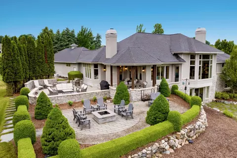 8546 East Bch, Traverse City, MI 49686