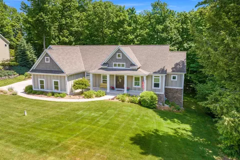9390 E Summerfield #15 : 15, Traverse City, MI 49684
