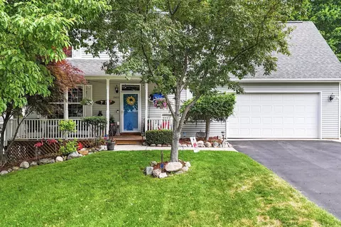 3611 Oxford, Traverse City, MI 49686