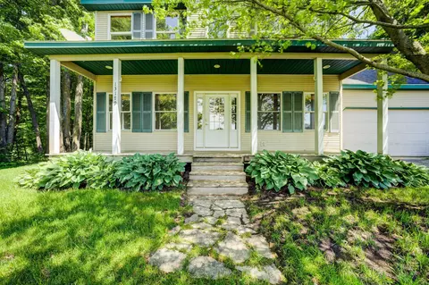 13179 S Martin, Empire, MI 49630