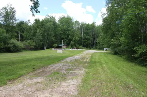 11571 E Deerfield, Shepherd, MI 48883