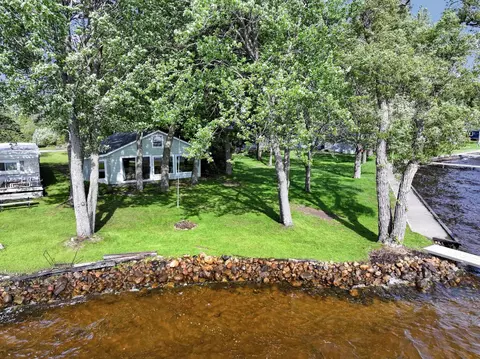 657 E Lake Mitchell, Cadillac, MI 49601